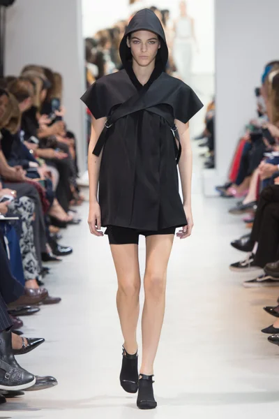 Look 23